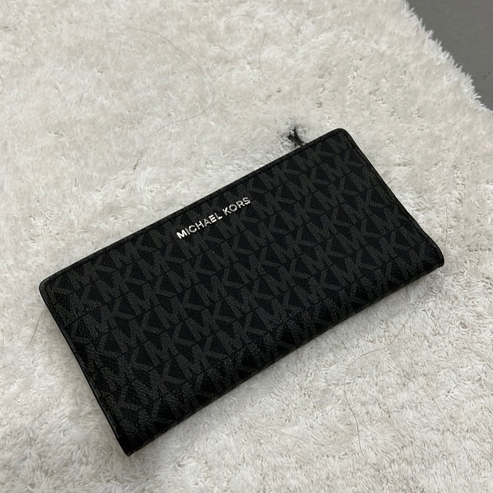 Black MK Michael Kors wallet